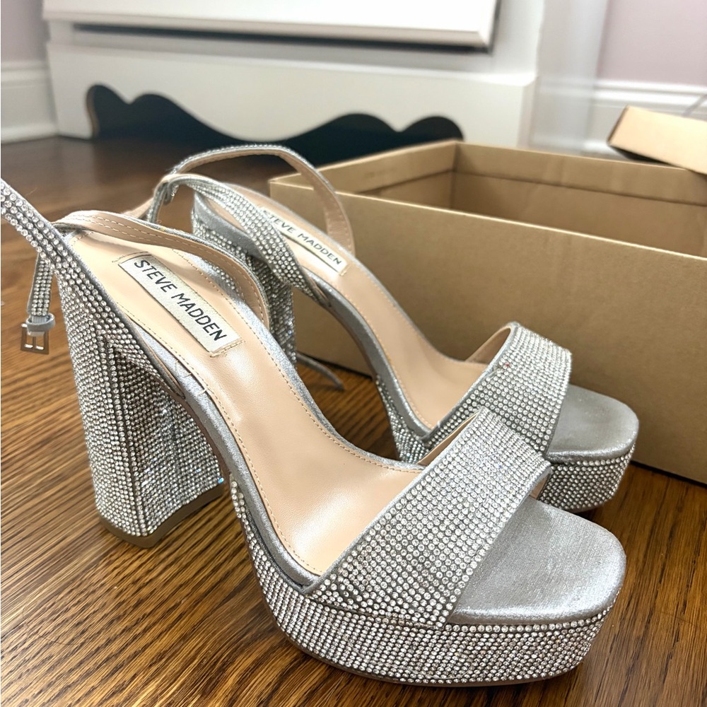 Steve Madden Silver Crystal Platform Sandals